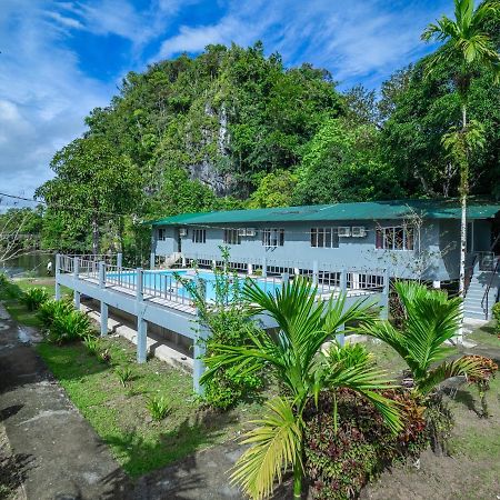 Benarat Lodge Mulu Bagian luar foto