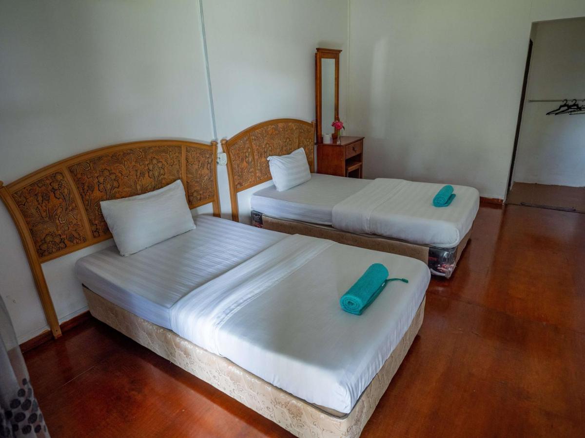 Benarat Lodge Mulu Bagian luar foto